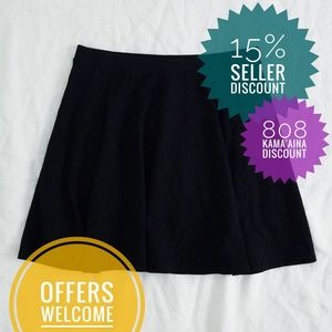 F21 Mini Skater Skirt (L) in Black